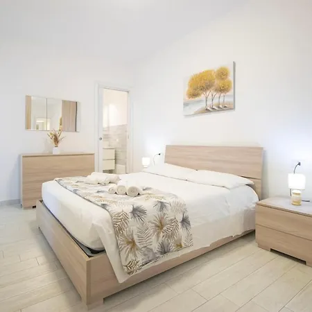 Apartment Modern Garden With Sea View, 900m Siniscola