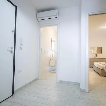 Apartment Modern Garden With Sea View, 900m *